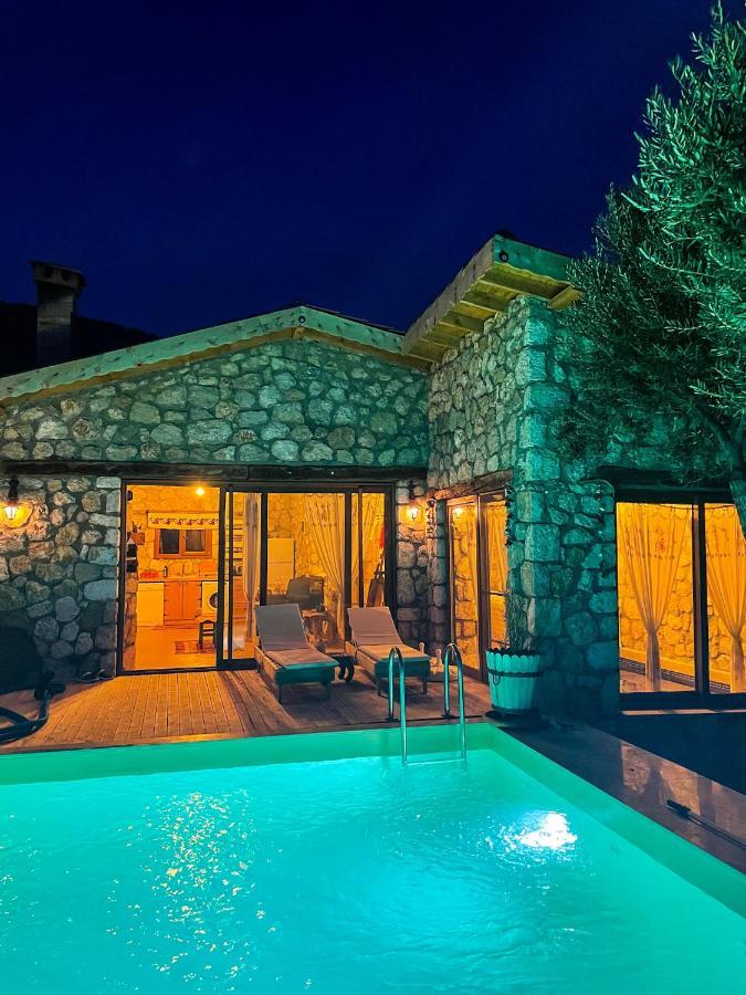 Shavilla Kalkan - Yali ' Da Korunakli 1+1 Villa พาทารา ภายนอก รูปภาพ